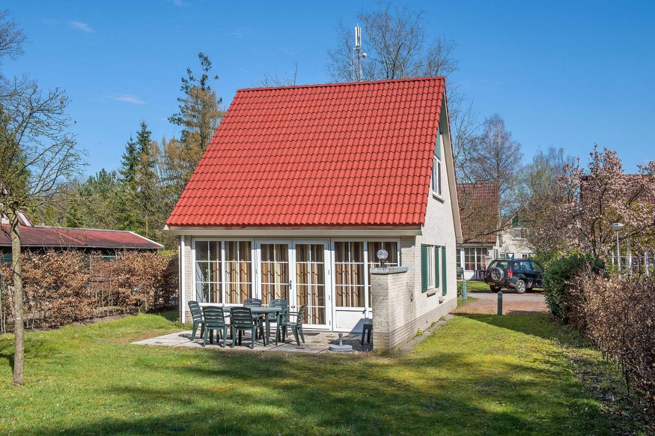 Bungalow - 6 Personen Gelegen In De Nabije Omgeving Van Avonturenpark Hellendoorn En De Prachtige Sallandse Heuvelrug En Eelerberg Zewnętrze zdjęcie