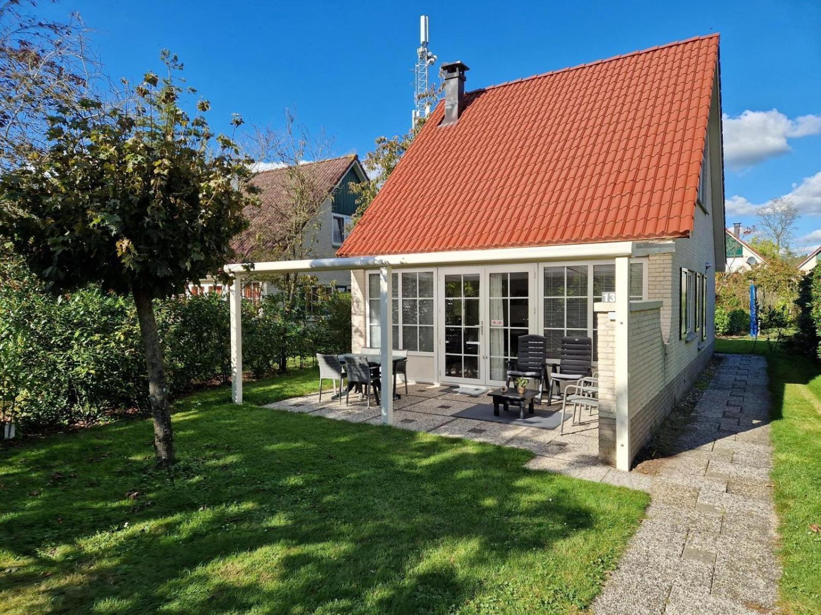 Bungalow - 6 Personen Gelegen In De Nabije Omgeving Van Avonturenpark Hellendoorn En De Prachtige Sallandse Heuvelrug En Eelerberg Zewnętrze zdjęcie