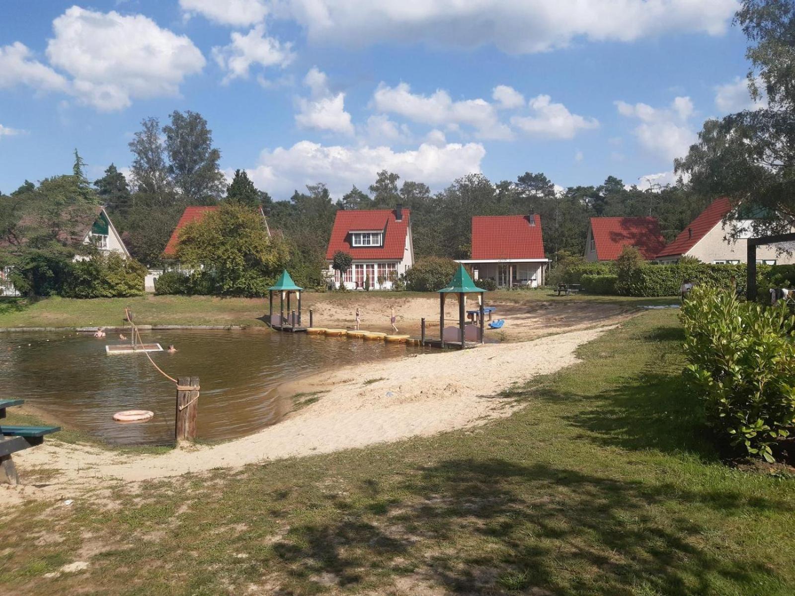 Bungalow - 6 Personen Gelegen In De Nabije Omgeving Van Avonturenpark Hellendoorn En De Prachtige Sallandse Heuvelrug En Eelerberg Zewnętrze zdjęcie