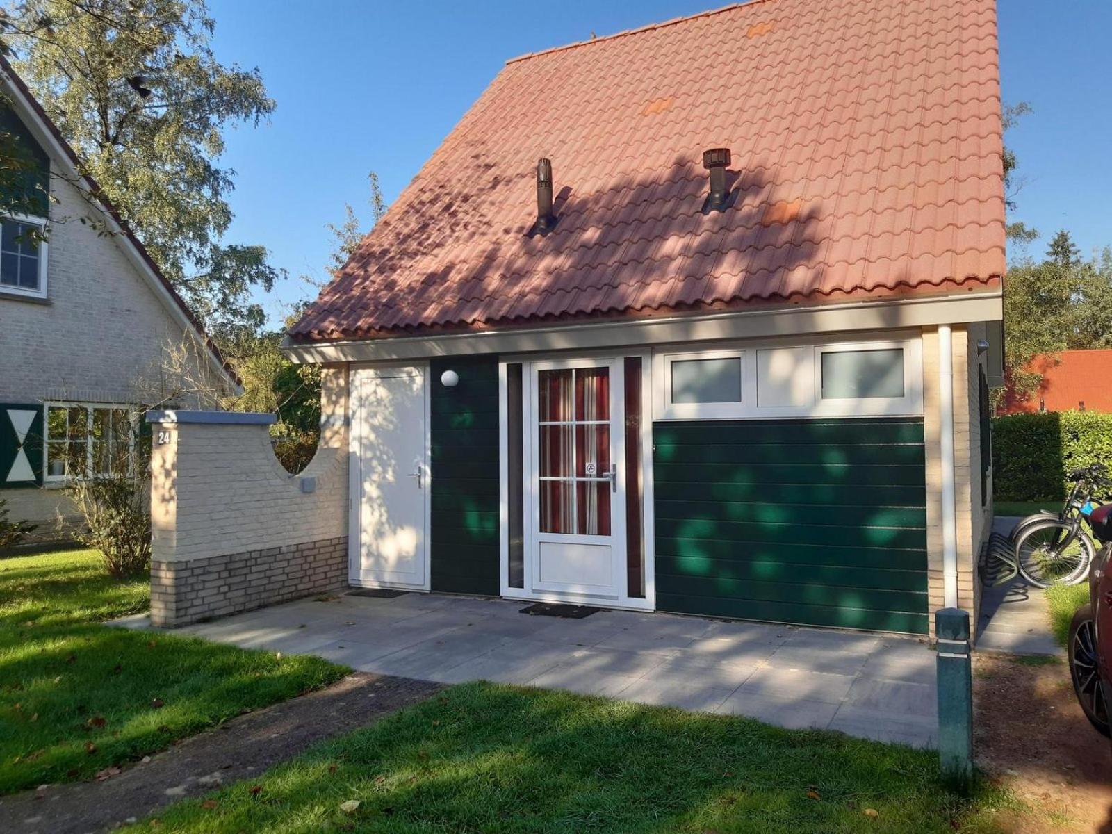 Bungalow - 6 Personen Gelegen In De Nabije Omgeving Van Avonturenpark Hellendoorn En De Prachtige Sallandse Heuvelrug En Eelerberg Zewnętrze zdjęcie
