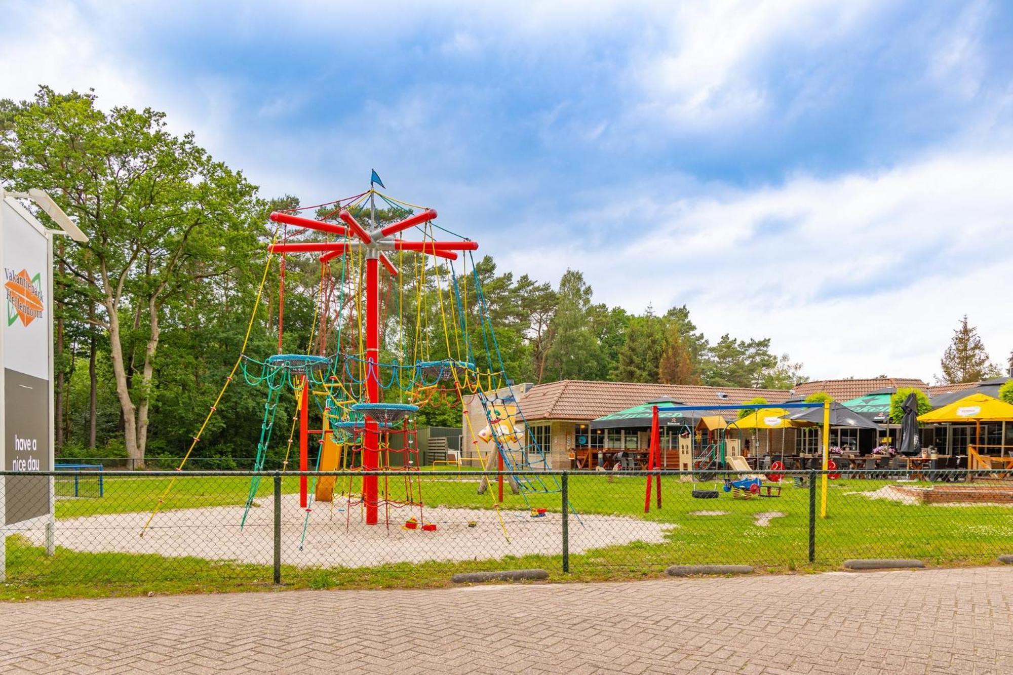 Bungalow - 6 Personen Gelegen In De Nabije Omgeving Van Avonturenpark Hellendoorn En De Prachtige Sallandse Heuvelrug En Eelerberg Zewnętrze zdjęcie